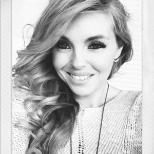 Meet your Posher, Molly